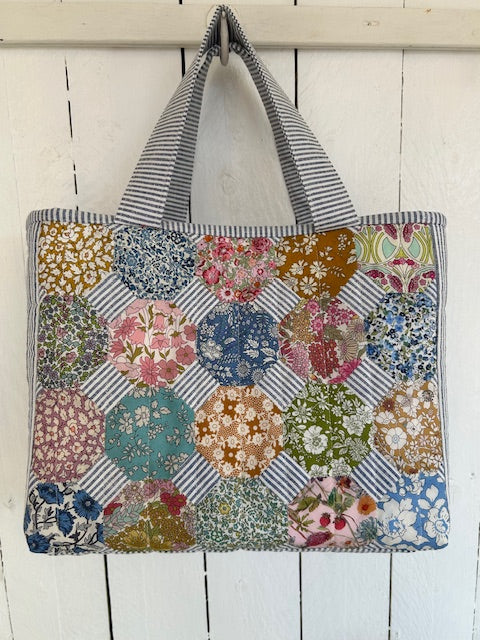 Sewing/knitting bag kit