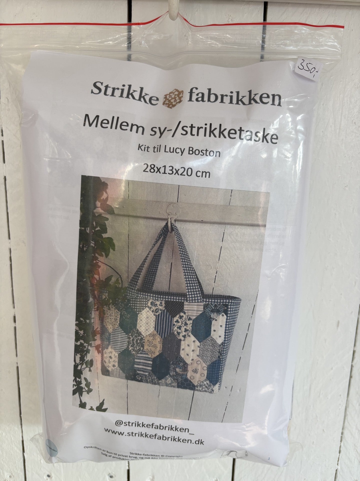Sewing/knitting bag kit