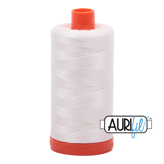 Aurifil bomuldstråd - Chalk - 2026