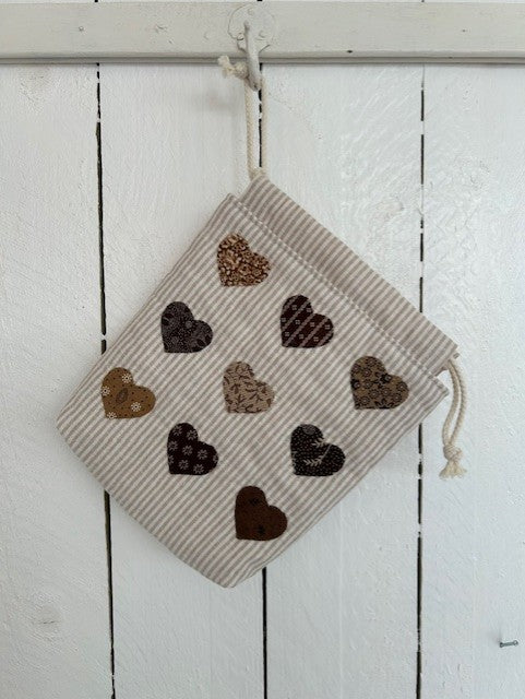 Kit for small log cabin project bag in blue colors