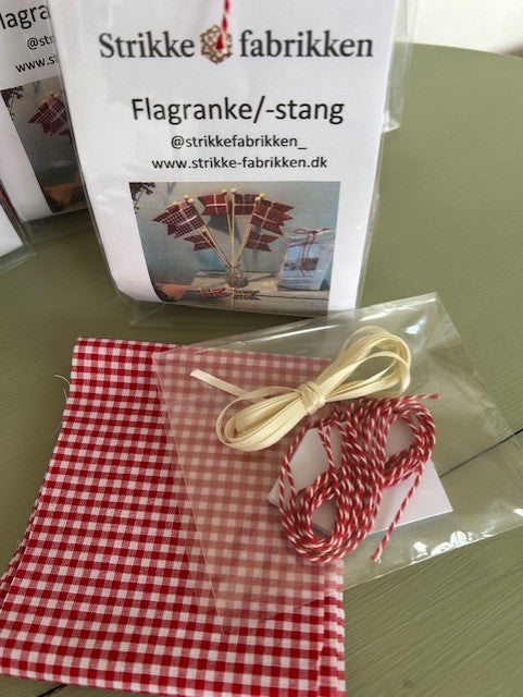 Kit for 3 Christmas Pigs